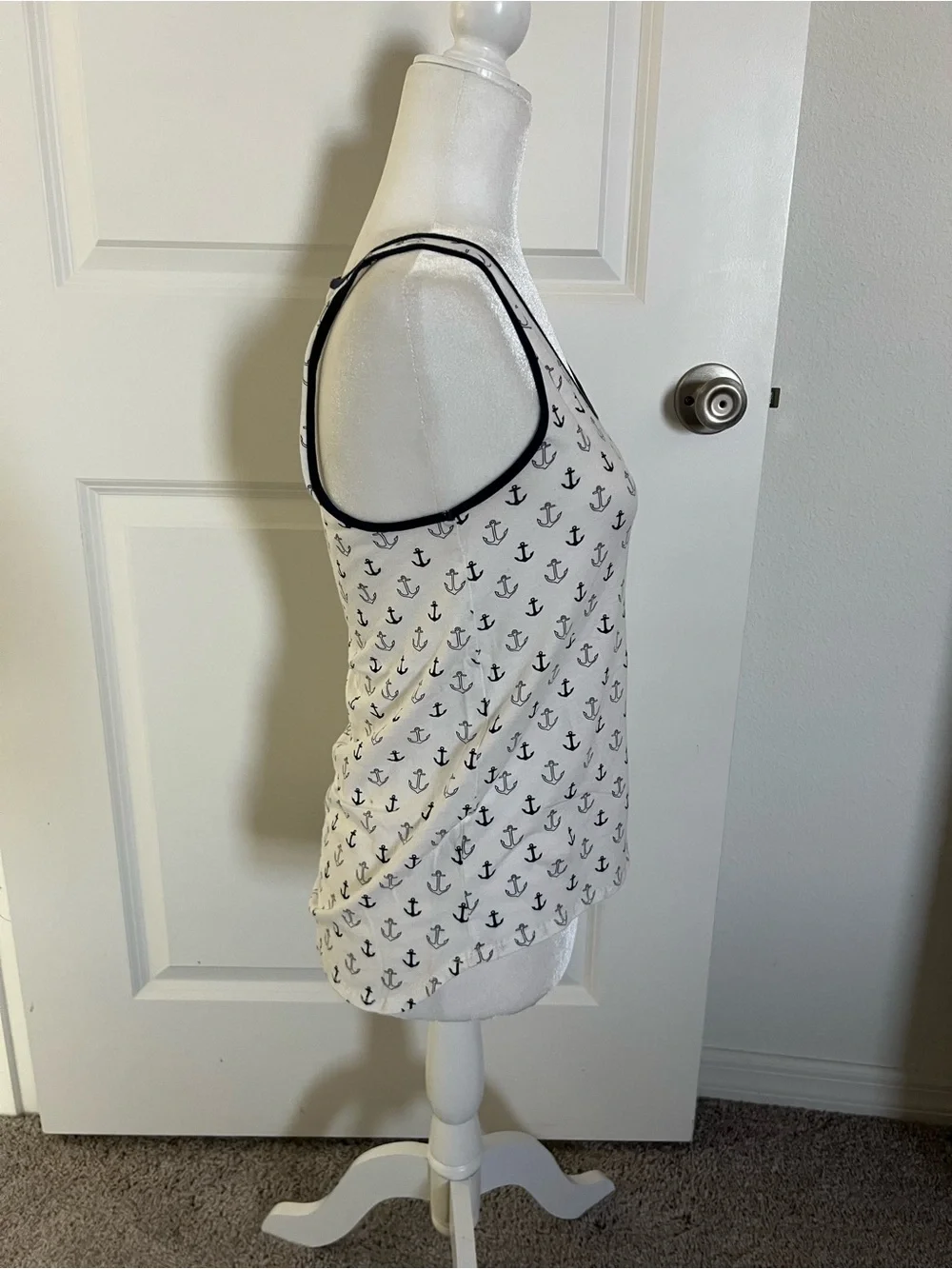GUC J Crew White and Blue Anchor Print Tank Top Small